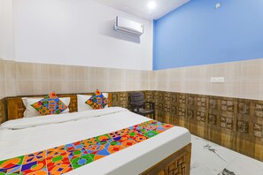 Family Room | Egyptian cotton sheets, premium bedding, in-room safe, free WiFi - Fabexpress Shree Siya Raman (Ayodhya)