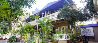 Fabhotel Blue Roof Sea Side