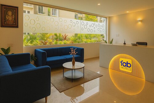 Fabhotel Maski Suites