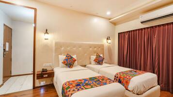 Egyptian cotton sheets, premium bedding, in-room safe, soundproofing