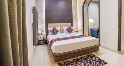 Fabhotel Rivlet Premium