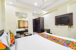 Egyptian cotton sheets, premium bedding, free WiFi, bed sheets