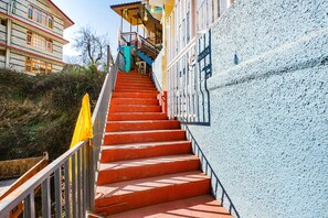 Lối vào nơi lưu trú