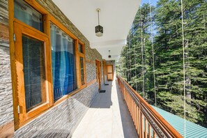 Balcony view - Fabhotel Hadimba Valley (Manali)