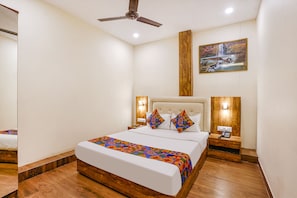 Egyptian cotton sheets, premium bedding, pillow-top beds - Fabhotel Grand Prime (Mumbai)