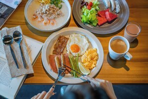 Frukostbuffé varje dag mot avgift