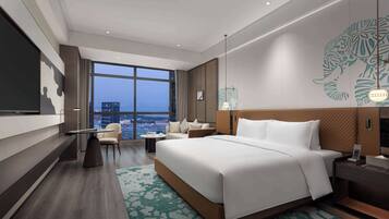 Deluxe Room, 1 King Bed with Sofa bed, Non Smoking