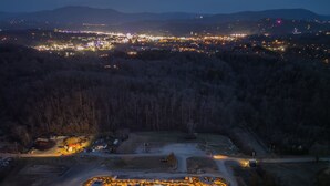 Unclassified image, 5 of 143, button - WaterPark, LUX, Every Amenity, 3800 sq ft (Sevierville)