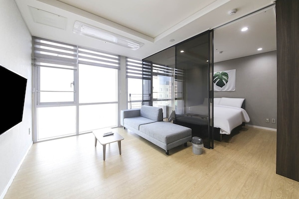Chambre Double Luxe, 1 lit double, non-fumeur, cuisine (self-service check-in)