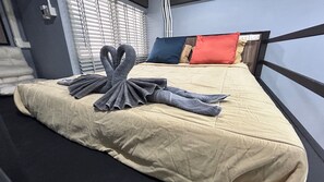 Loft | 1 chambre, rideaux dâobscurcissement, fer et planche Ă repasser