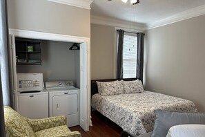 1 bedroom, iron/ironing board, WiFi