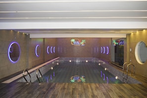 Piscina interna