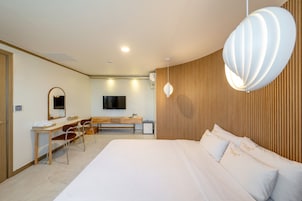 Suite | Free WiFi, bed sheets, wheelchair access