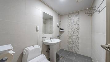 Premier B | Bathroom | Free toiletries, hair dryer, bathrobes, towels