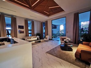 Apartamento, 2 quartos, acessível, para fumantes | Sala de estar