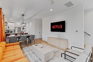 Smart TV, books