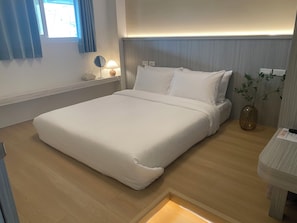 Soundproofing, free WiFi - Orange Homestay (Kaohsiung)