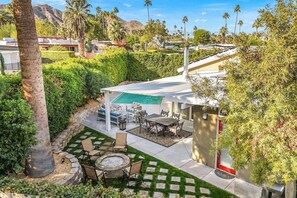 Outdoor dining - Your Private Sanctuary is in Rancho Mirage Here! (Rancho Mirage)