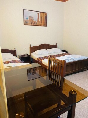 Triple Room | Desk, free WiFi - Elegant Hotel (Tashkent)