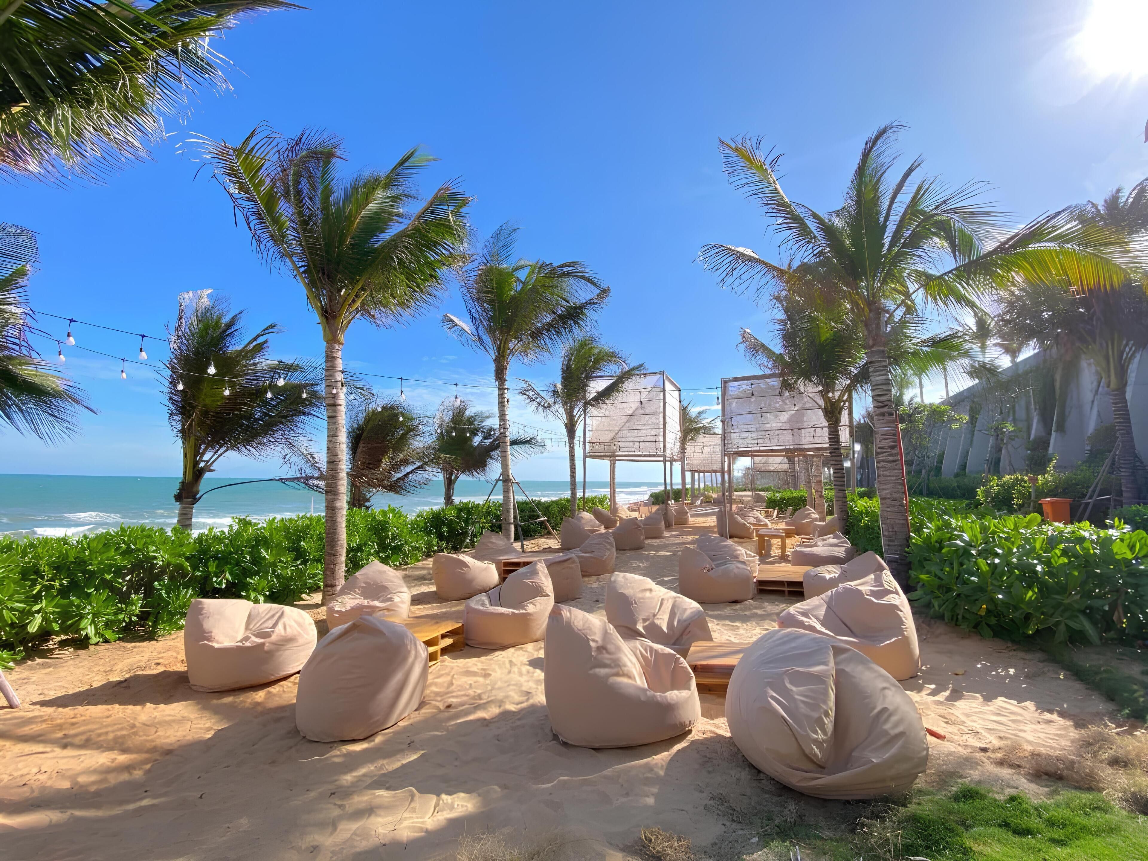 Playa privada, arena blanca, traslado desde/hacia la playa gratis