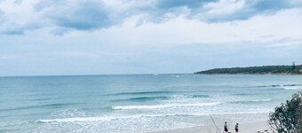 Kurra Garden -Studio
(On Currarong Main Beach)