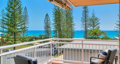 The Dune Apartments 6 - Tugun Beachside - Min. 3 Night Stays
