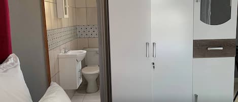 Room, 1 Bedroom, Balcony, City View | 1 bedroom