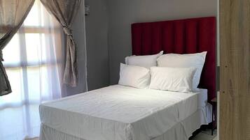 Room, 1 Bedroom, Smoking, Balcony | 1 bedroom