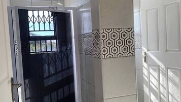 Room, 1 Bedroom, Smoking, Balcony | Property entrance