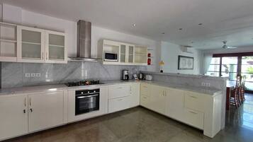 Luxury Villa, Balcony, Pool View | Private kitchen | Electric kettle, toaster