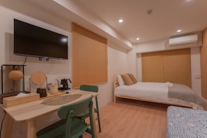Classic Triple Room | Blackout drapes, soundproofing, free WiFi, bed sheets - Tenkawa INN Umedahigashi  (Osaka)
