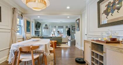 Airport Oasis Cottage