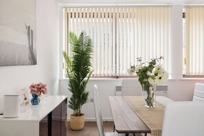 Interior - Penthouse With Views Across London (London)