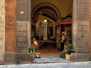 Exterior - AmiRooms Affittacamere (Siena)