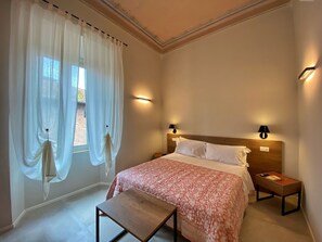 Chambre Standard | Coffres-forts dans les chambres, bureau