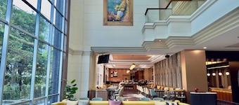 The Quarter Saphan Khwai by UHG