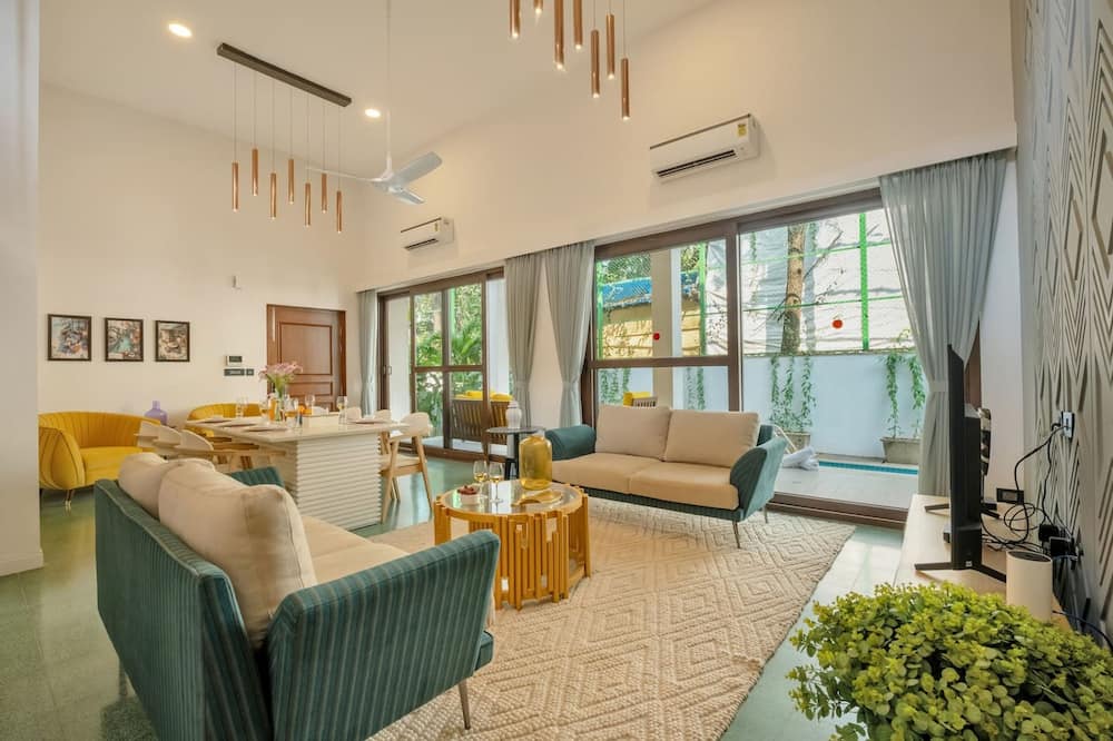 Lux 3BR Villa w Private Pool in Anjuna Casa Gola