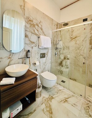 Bathroom - Museum Hospitality - Vatican Apartments (Rome)
