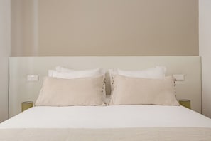 3 habitaciones, tabla de planchar con plancha y wifi gratis 