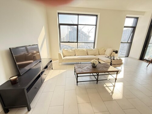 BrandNew,1200sqf,luxuryfurniture,downtown dubai, see fireworks from your bed