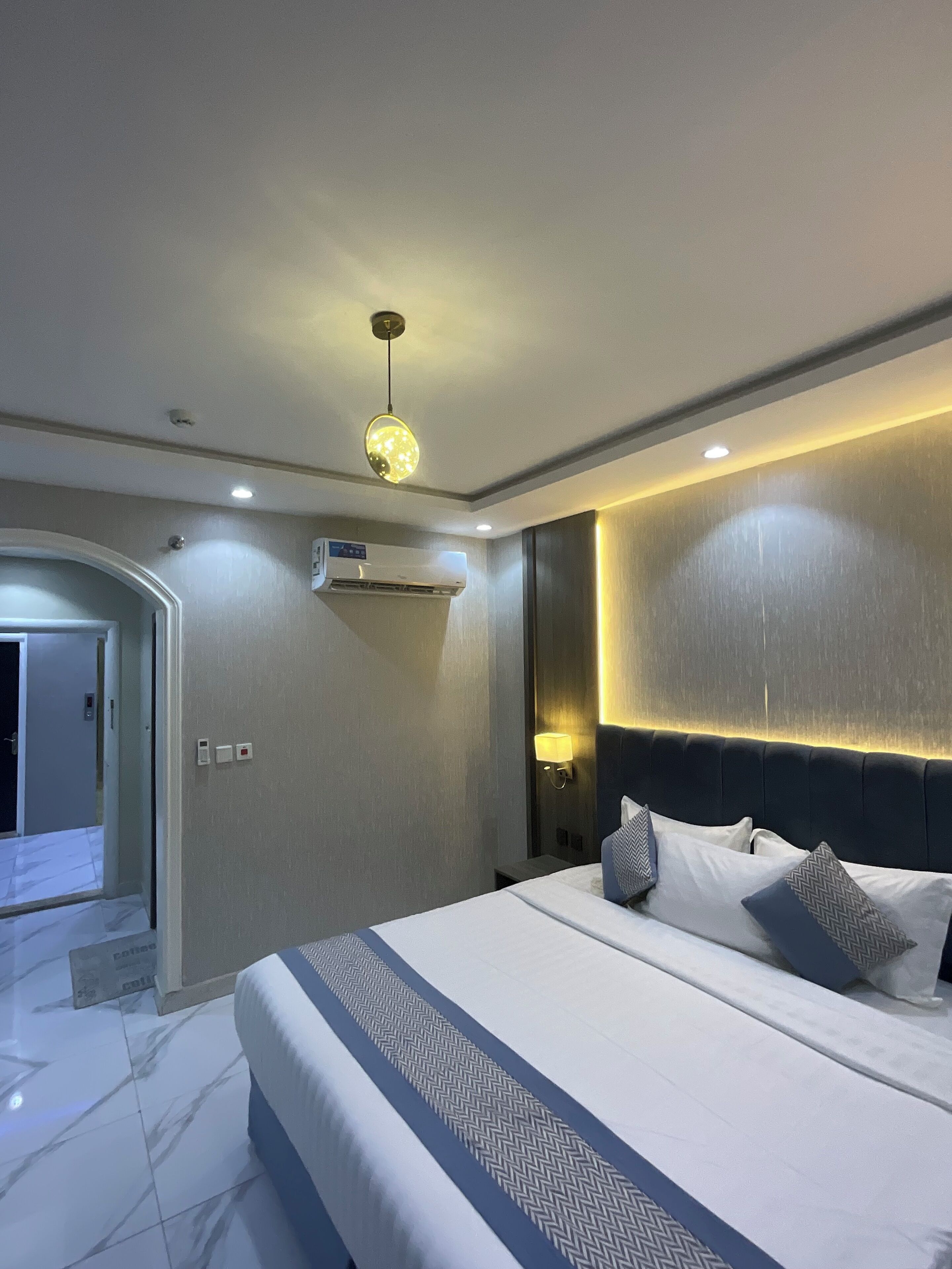 Caja fuerte y wifi gratis