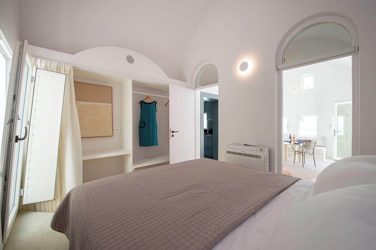 Deluxe Suite, Balcony