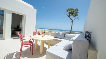 Deluxe Suite, Balcony | Terrace/patio