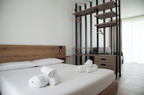 Panoramic Suite | 1 bedroom, minibar, in-room safe, laptop workspace - Montedarena Hotel (Pulsano)