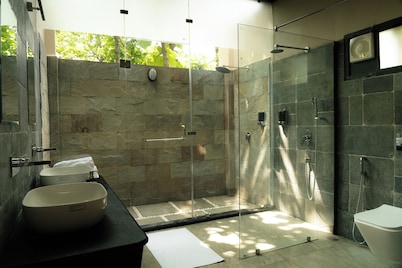 Treepie Safari Lodge