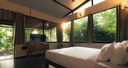 Treepie Safari Lodge