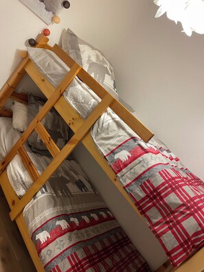 2 chambres, draps fournis