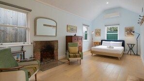 3 sovrum, strykjärn/strykbräda, gratis wi-fi och sängkläder