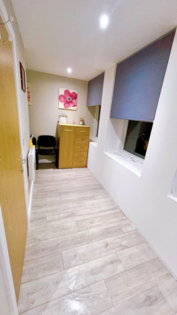 Shared Dormitory, 1 Bedroom, Smoking, Balcony | Hallway