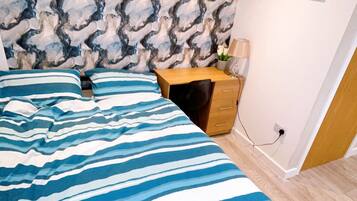 Shared Dormitory, 1 Bedroom, Smoking, Balcony | 1 bedroom